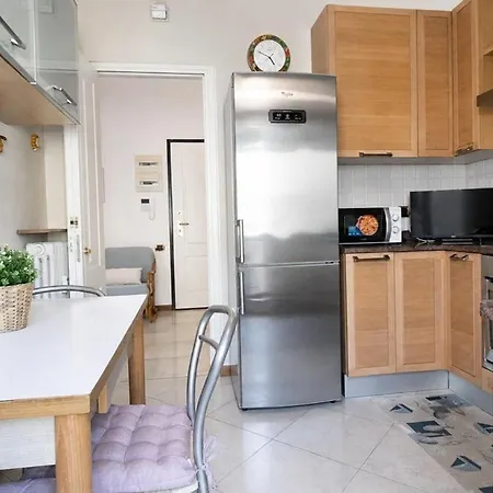 Complete & Cozy - Near Center With Duomo View